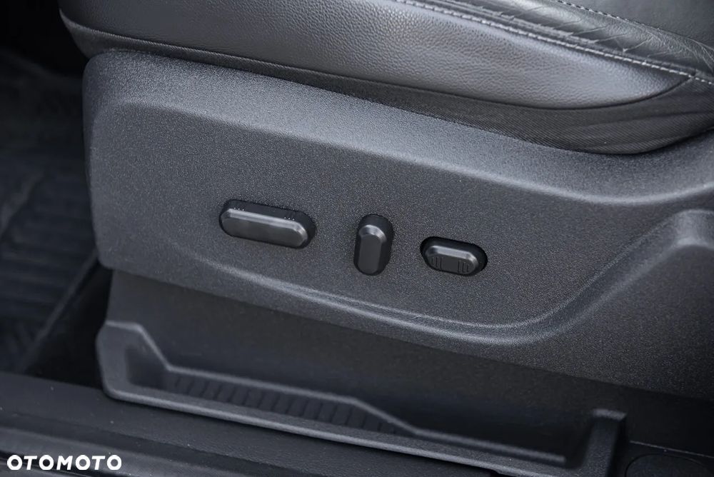 Ford Kuga 1.5 EcoBoost 4WD Titanium - 17