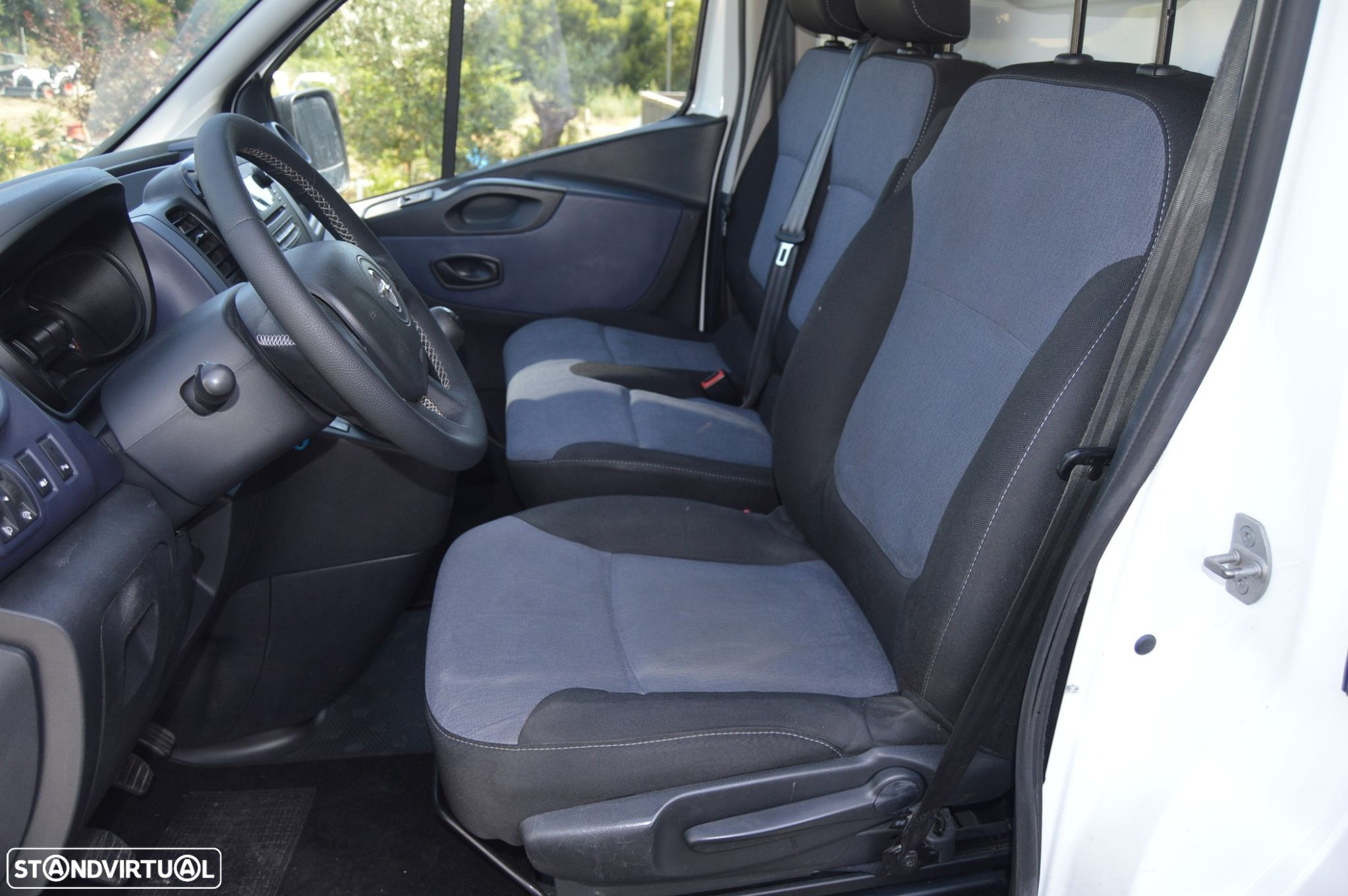 Opel Vivaro 1.6 CDTi L2H1 2.9T - 15