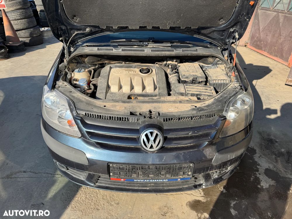 Dezmembram Volkswagen Golf 5 Plus 1.9 BKC - 2
