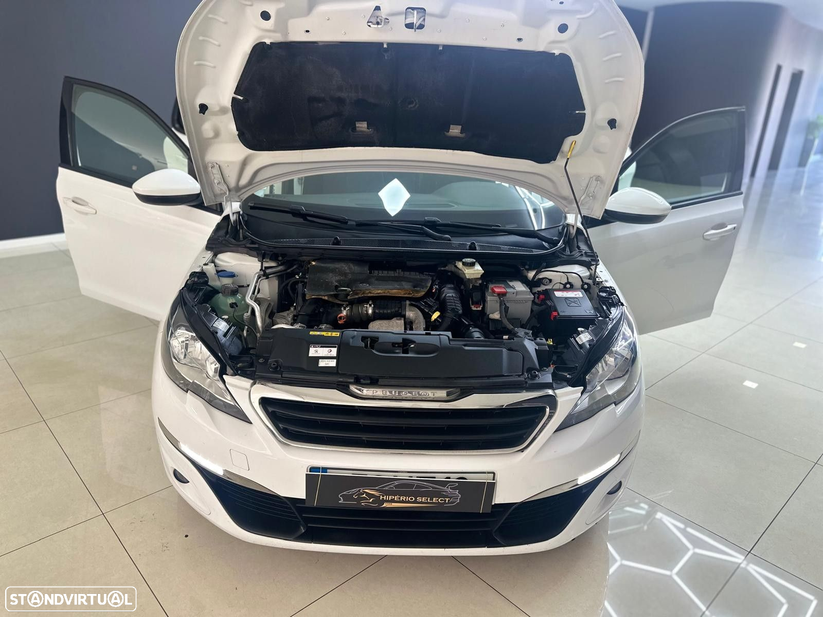 Peugeot 308 1.6 BlueHDi Style - 28