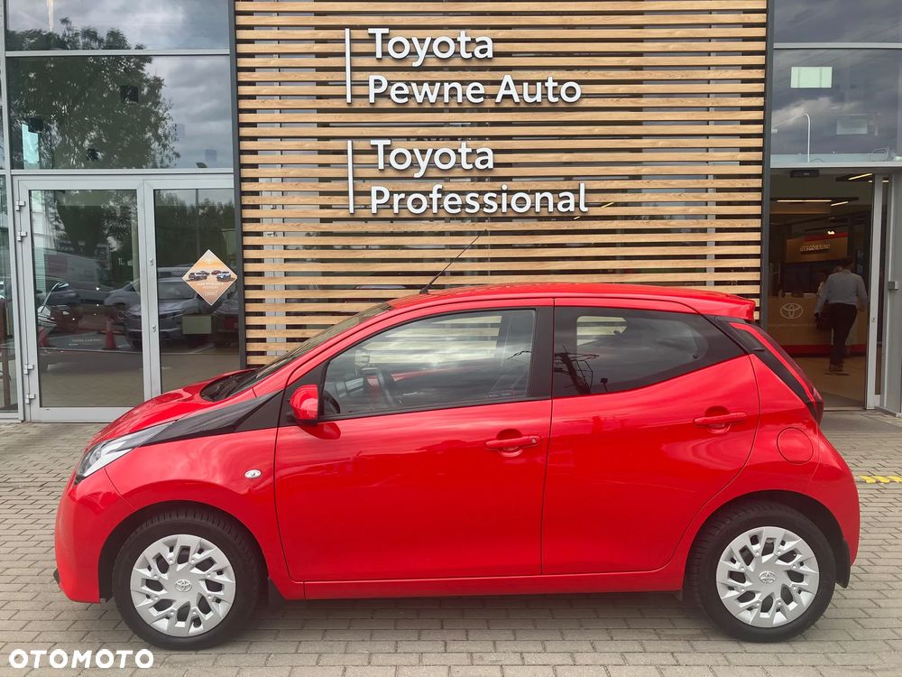 Toyota Aygo x-play - 3
