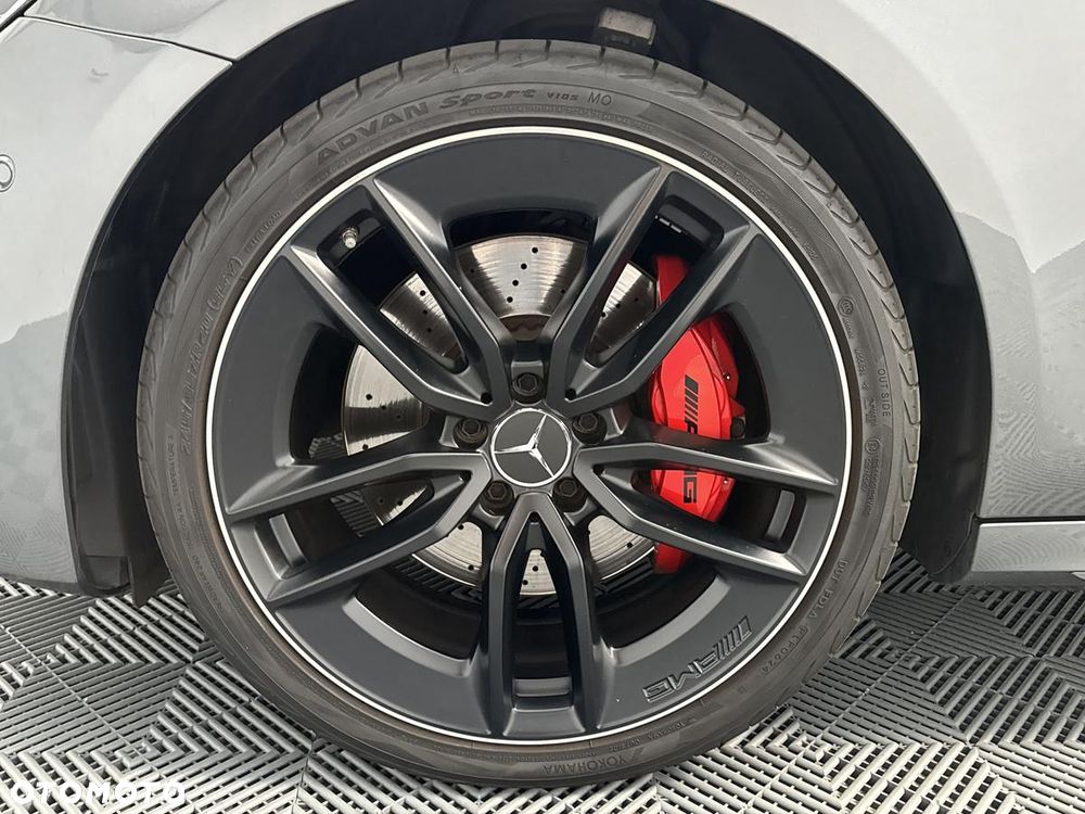 Mercedes-Benz Klasa E AMG 53 4-Matic+ - 10