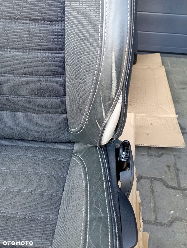 RENAULT LAGUNA III 3 KOMBI FOTELE KOMPLET PÓŁSKÓRA EUROPA - 7
