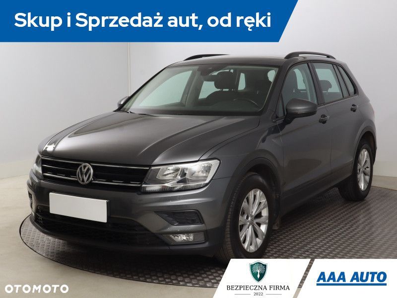 Volkswagen Tiguan - 3