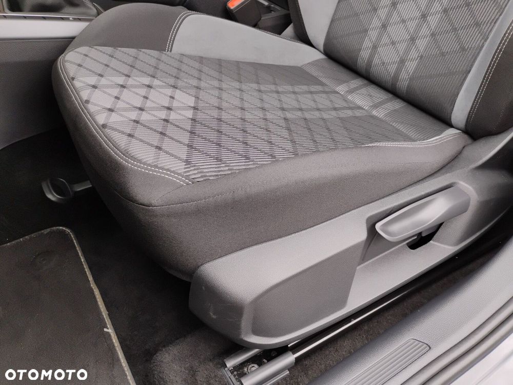 Volkswagen Taigo 1.5 TSI ACT R-Line Plus DSG - 17