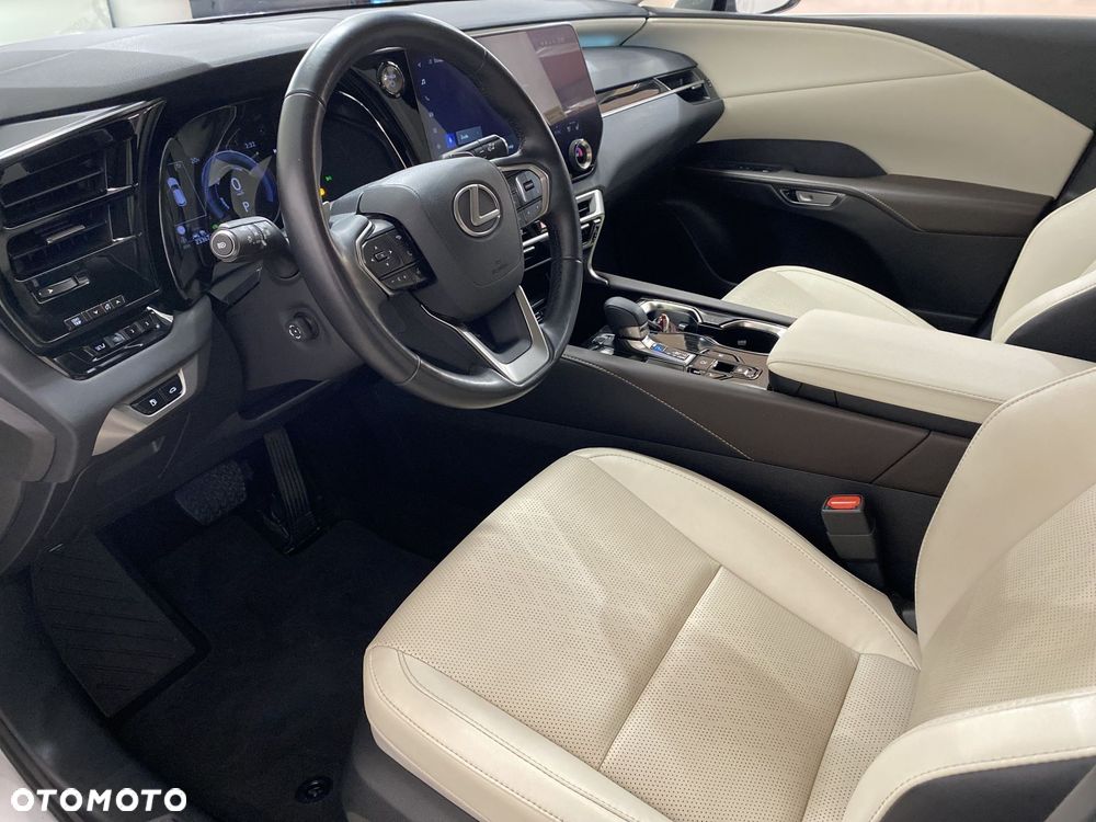 Lexus RX 350h F Sport Design - 3