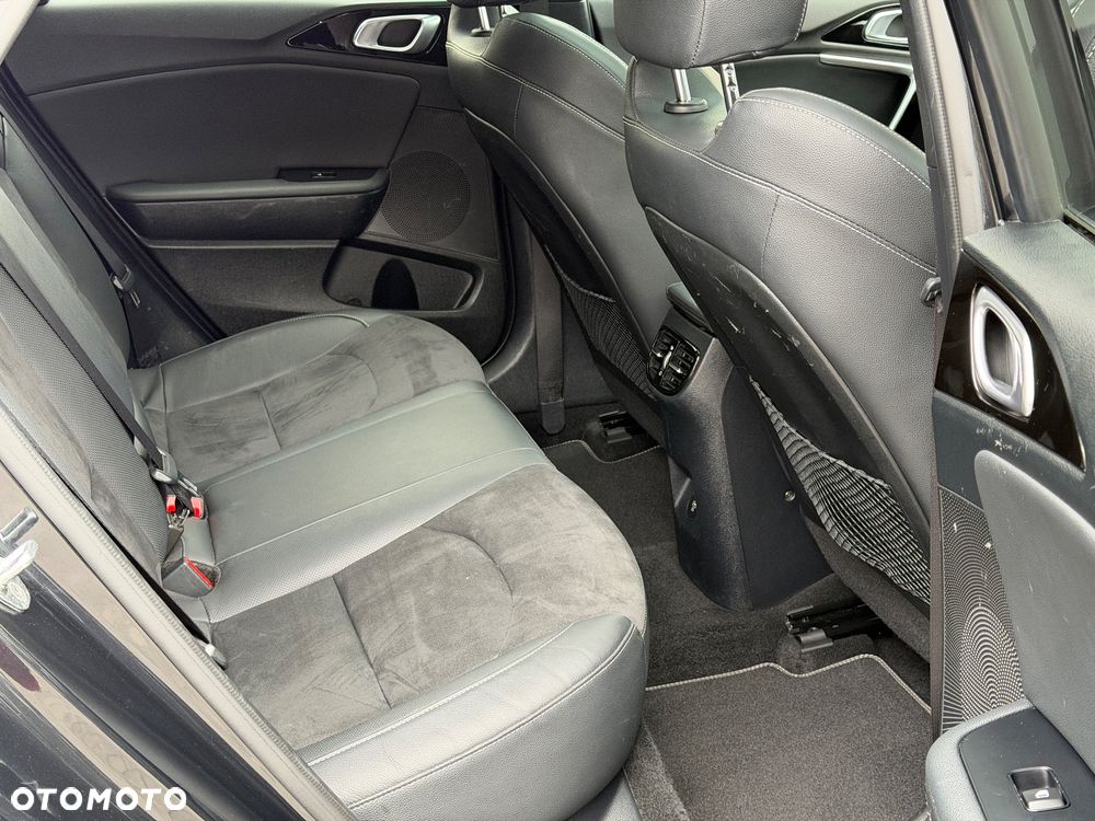 Kia ProCeed 1.5 T-GDI DCT7 OPF GT LINE - 34