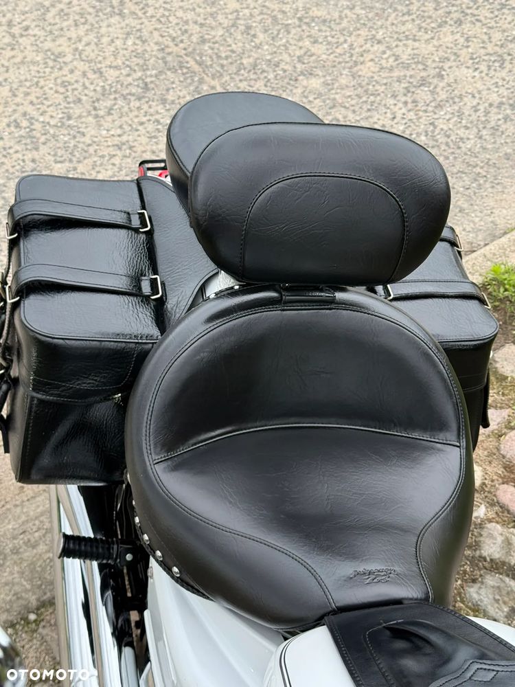 Yamaha XVS - 23
