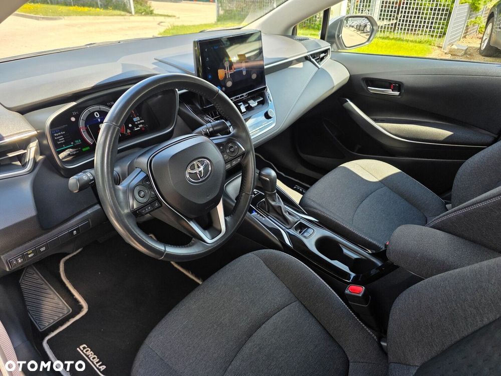 Toyota Corolla 1.8 Hybrid Comfort - 19