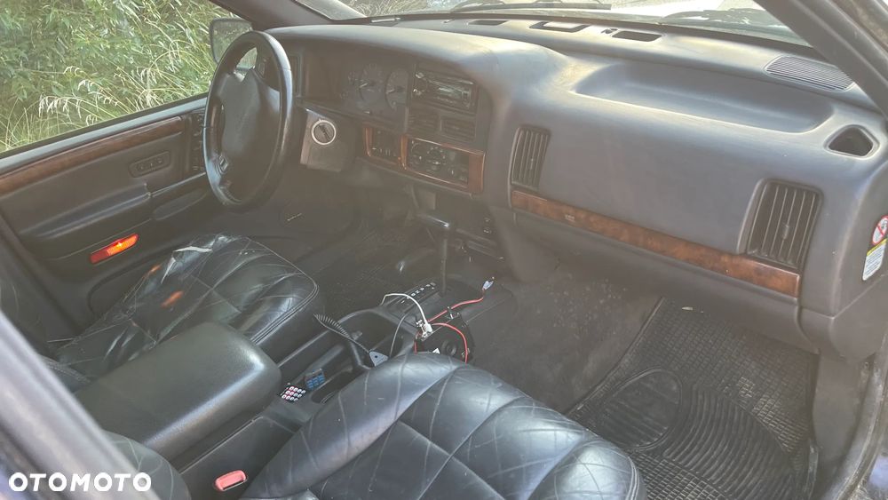 Jeep Grand Cherokee 5.2 Limited - 16