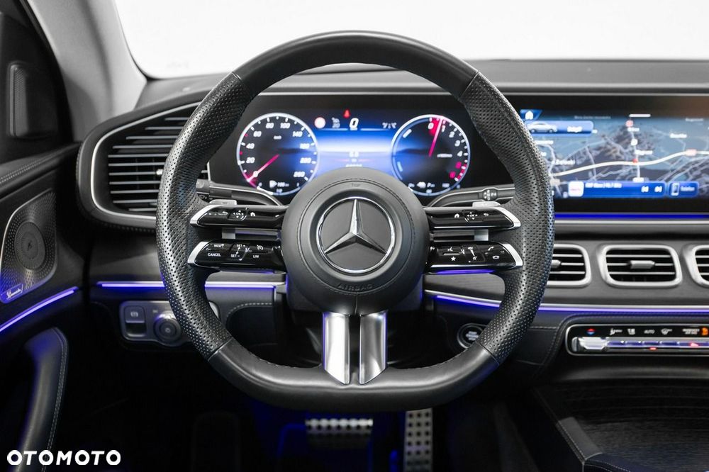 Mercedes-Benz GLE - 22