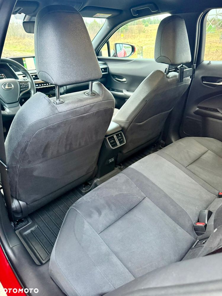 Lexus UX 200 GPF Business 2WD - 38