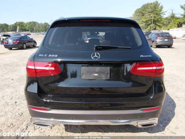 Mercedes-Benz GLC 300 4-Matic - 16