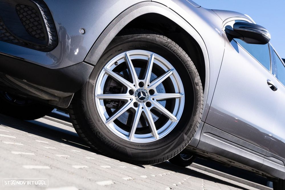 Mercedes-Benz GLA 180 d — fotografia 5