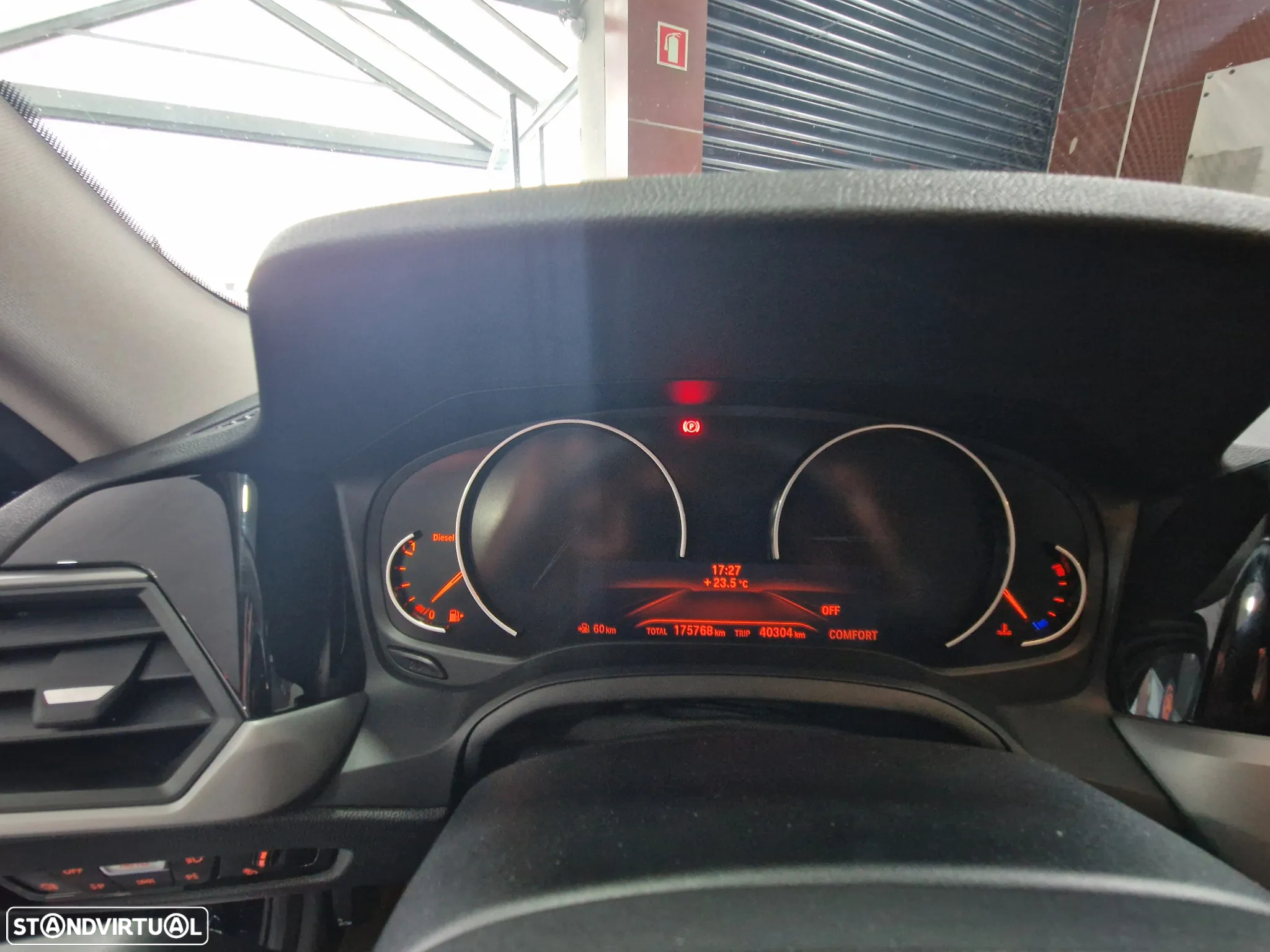 BMW 318 d Touring Sport Line - 33