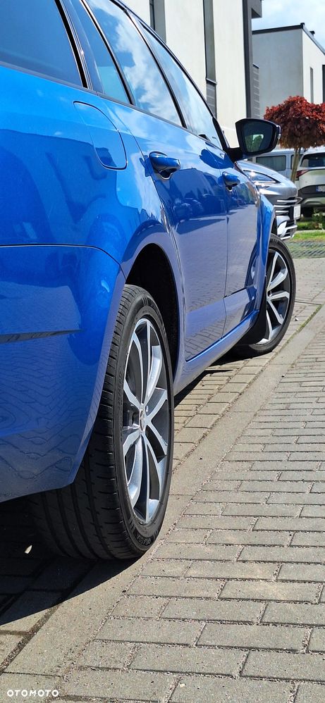 Skoda Octavia 2.0 TDI SCR Style DSG - 10