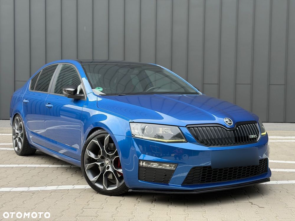 Skoda Octavia 2.0 TDI DSG RS - 4
