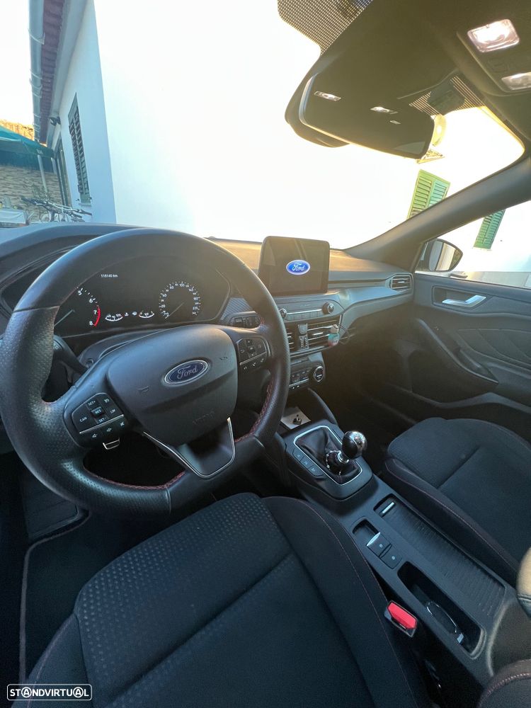 Ford Focus - 10