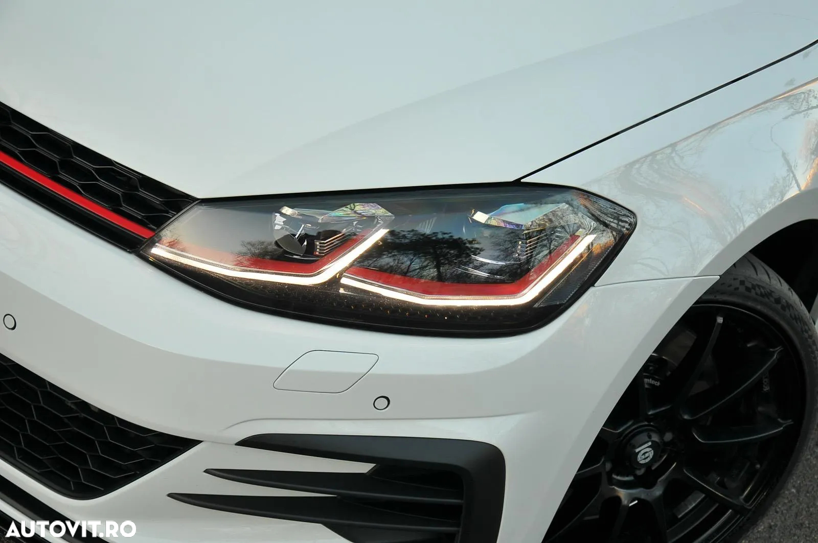 Volkswagen Golf 2.0 TSI DSG GTI Performance - 8