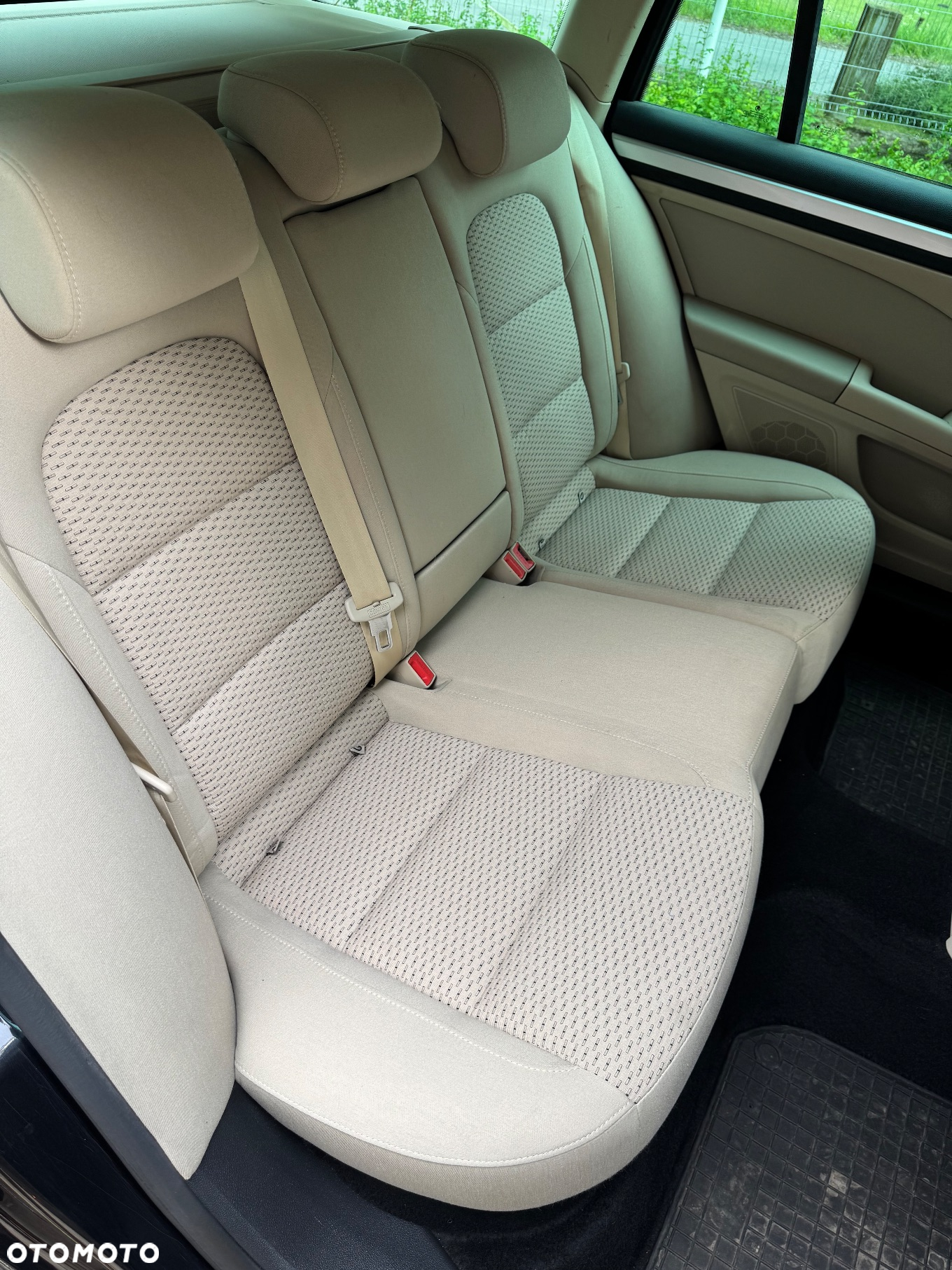 Skoda Superb 2.0 TDI Elegance DSG - 25