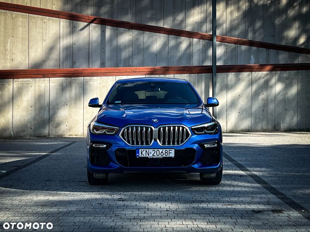 BMW X6 xDrive40d mHEV - 18