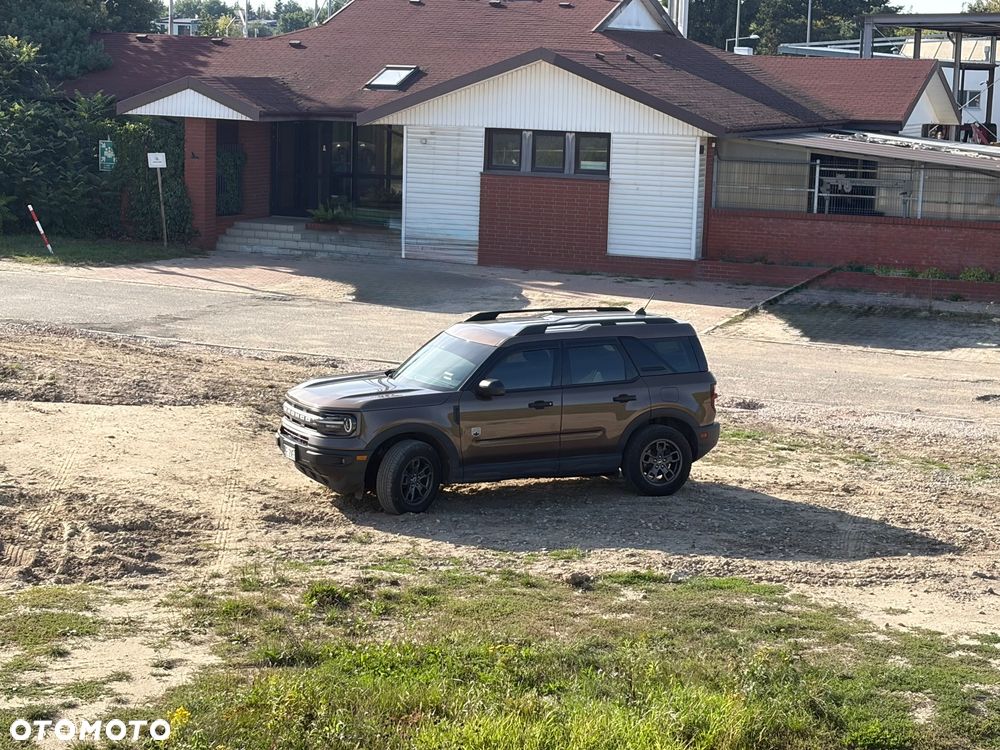 Ford Bronco - 6