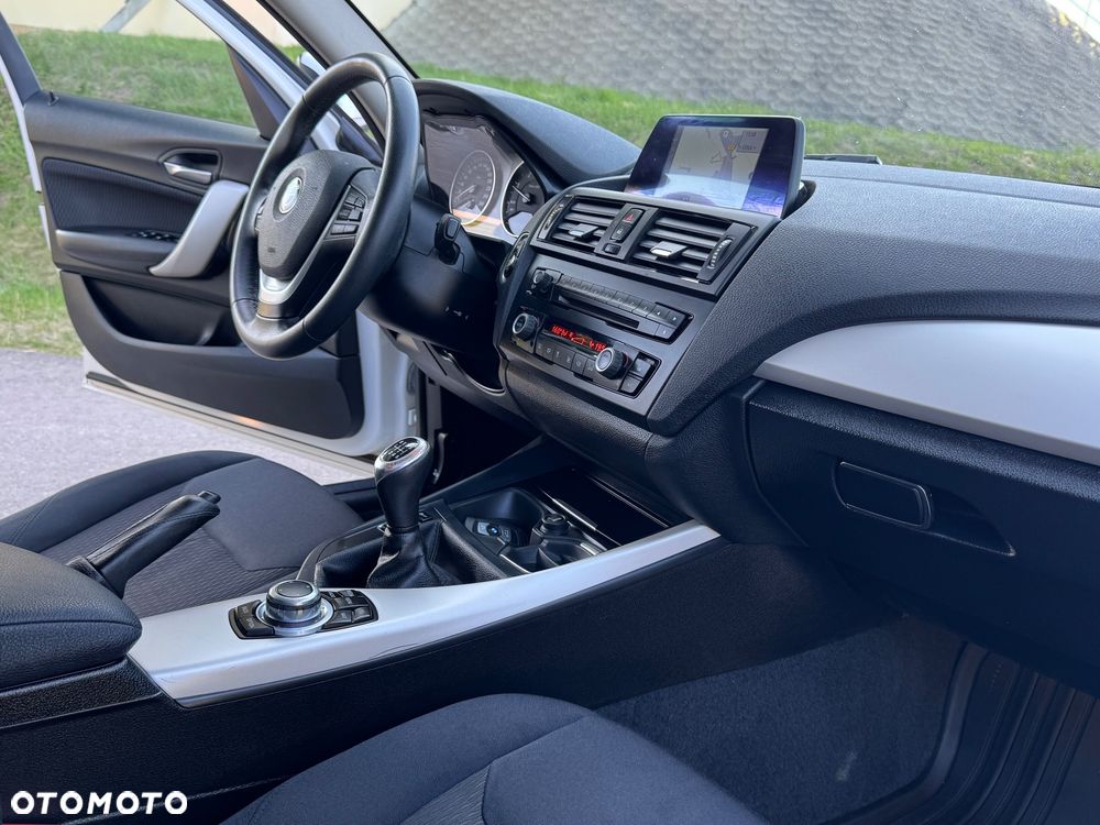 BMW Seria 1 118d DPF Edition Sport - 31