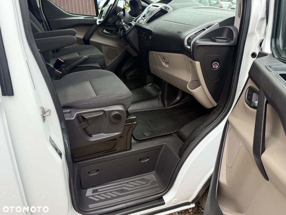 Ford Transit Custom - 16