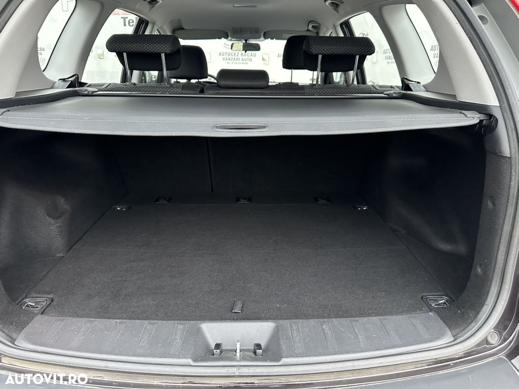 Hyundai i30 i30cw 1.6 blue Classic - 30