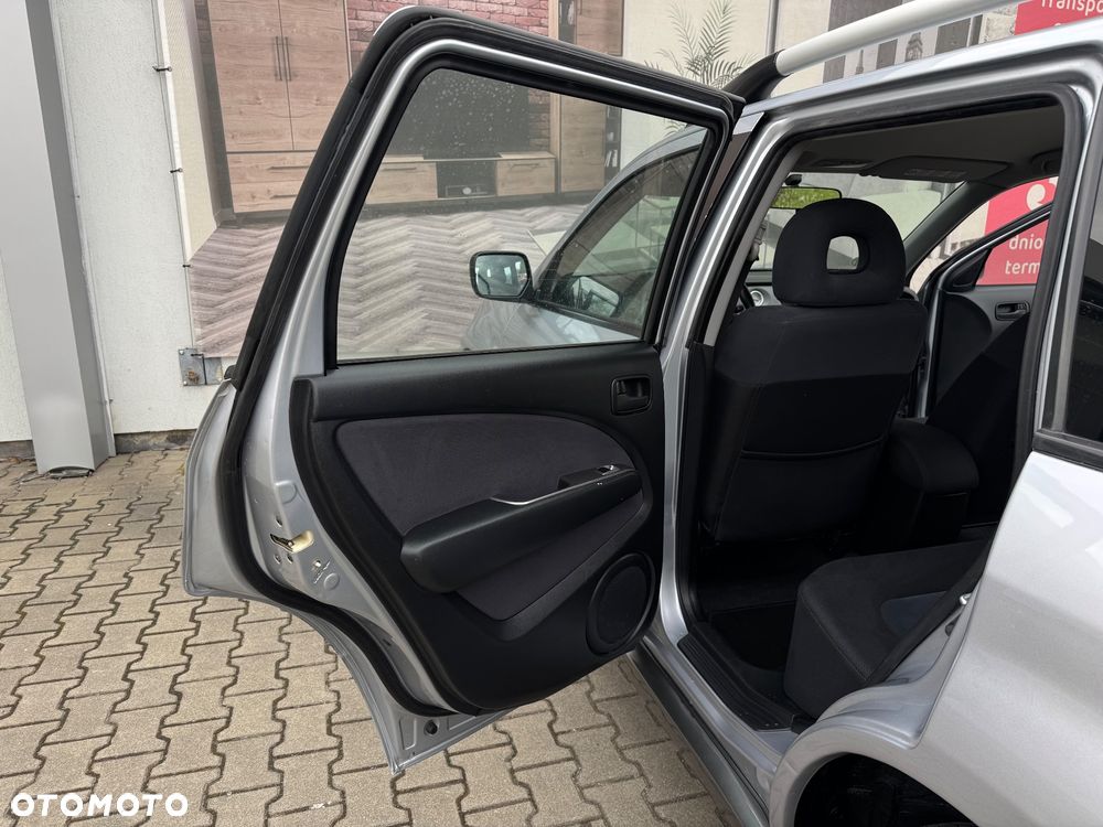 Mitsubishi Outlander - 18