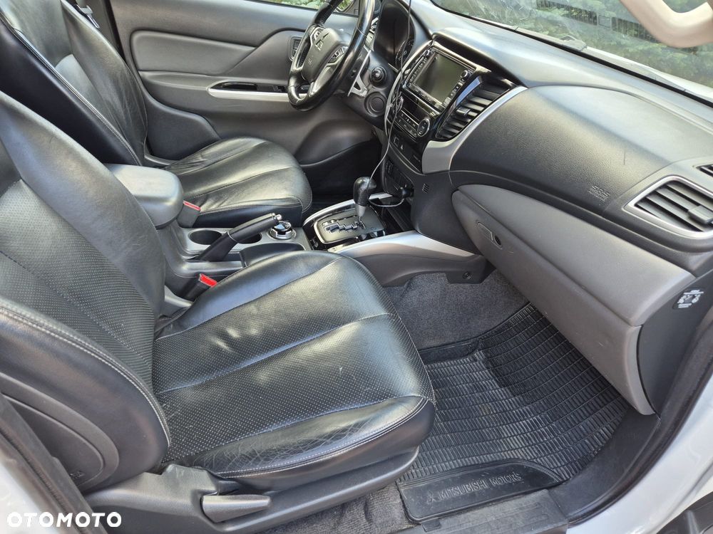 Mitsubishi L200 2.4 d DC Instyle - 7