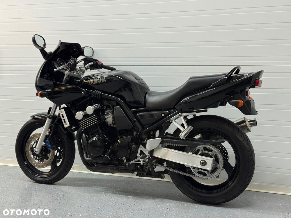 Yamaha FZ6 - 13