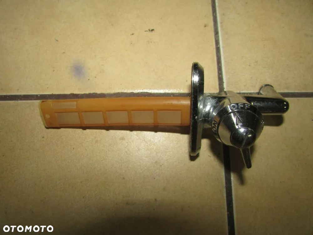 Suzuki VS 600 Intruder kranik kran paliwa - 1