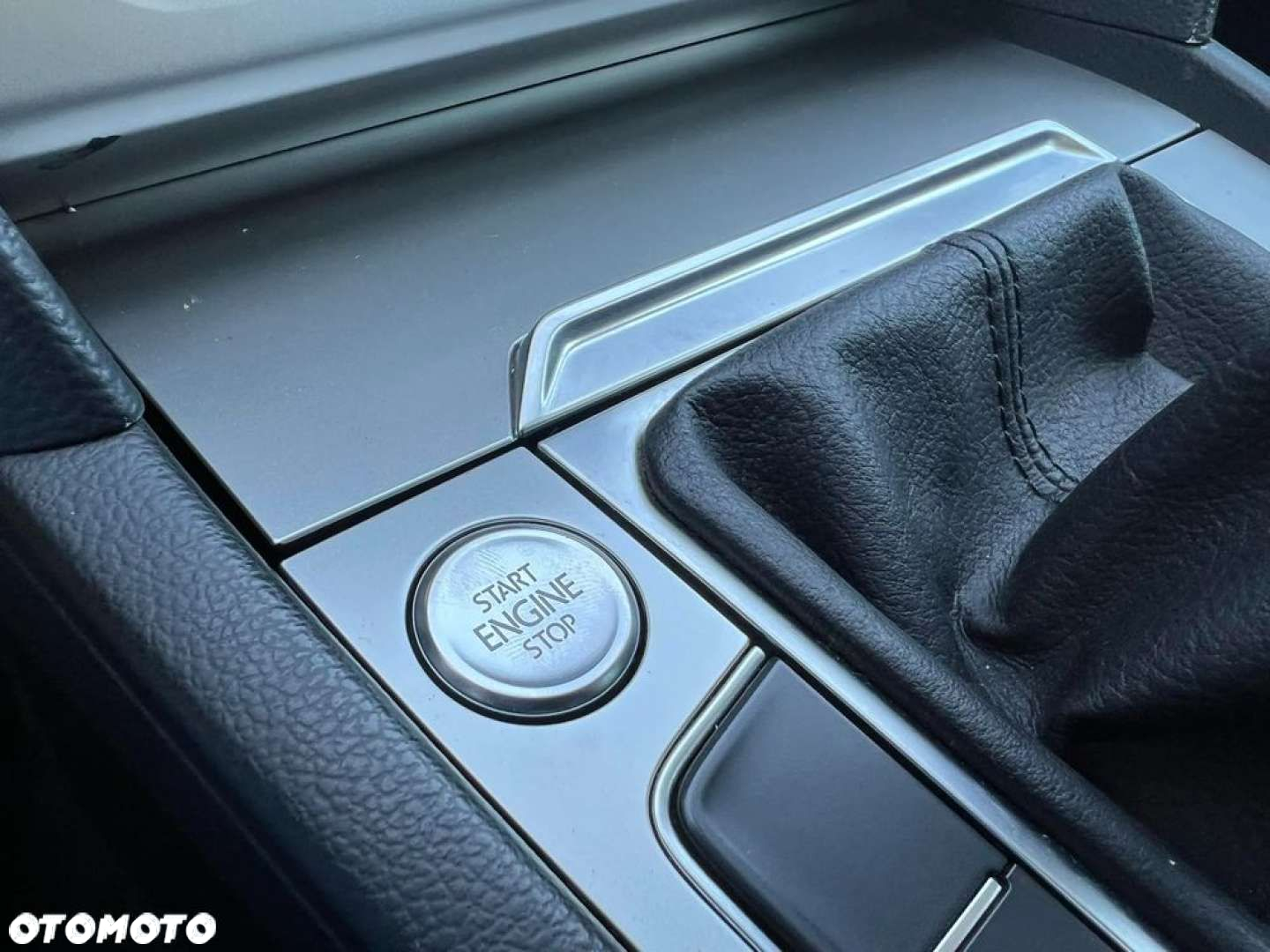 Volkswagen Passat - 20