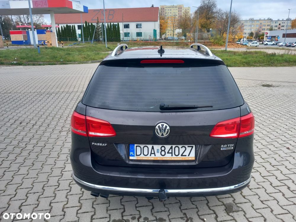 Volkswagen Passat 2.0 TDI Trendline DSG - 5