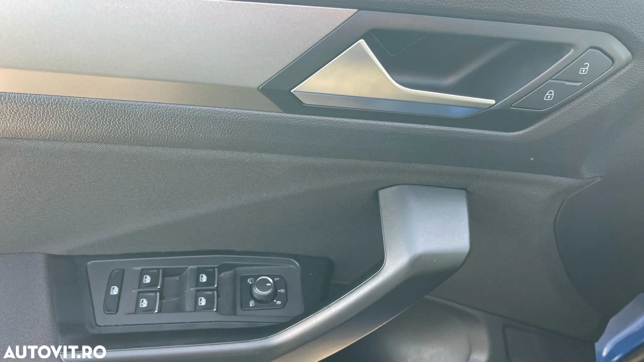 Volkswagen T-ROC 1.5 TSI DSG Design - 16