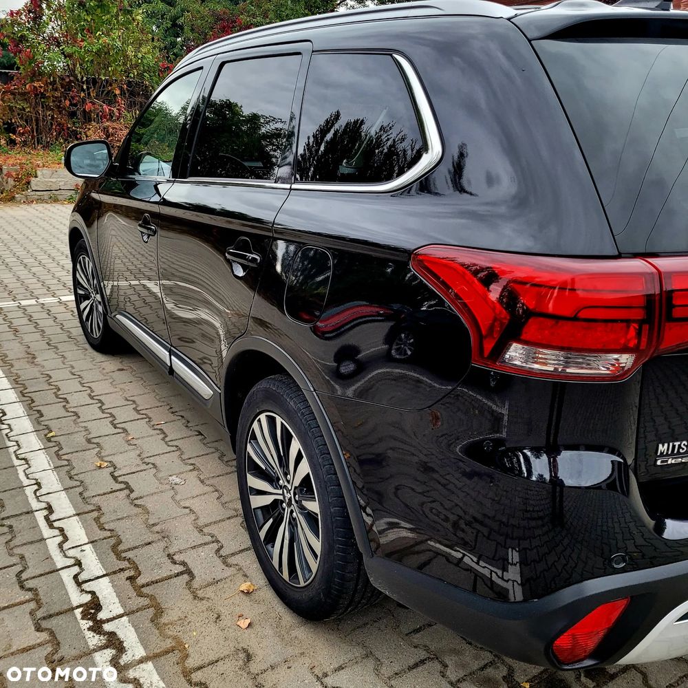 Mitsubishi Outlander - 5