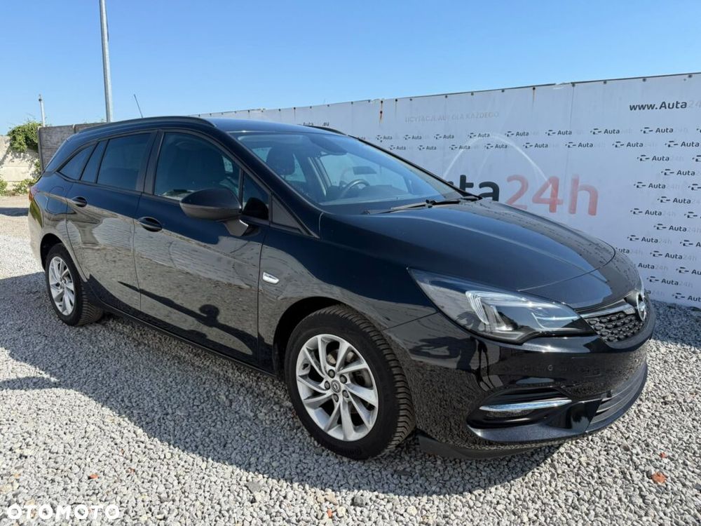 Opel Astra 1.2 Turbo Edition - 1