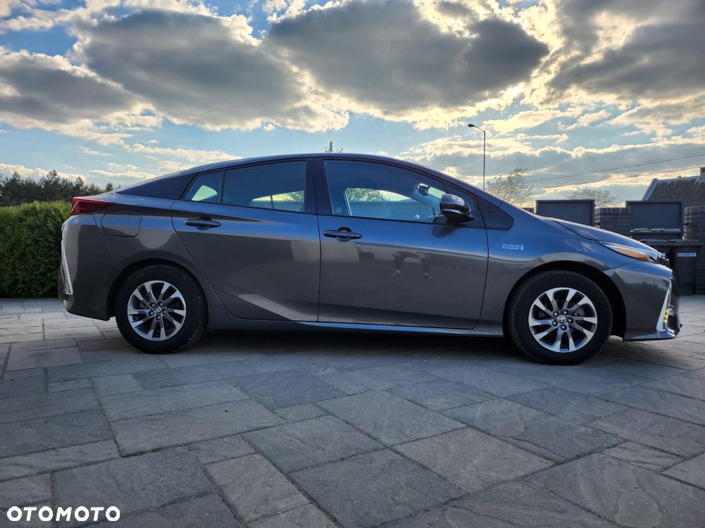 Toyota Prius Plug-in 1.8 Hybrid Prestige - 1