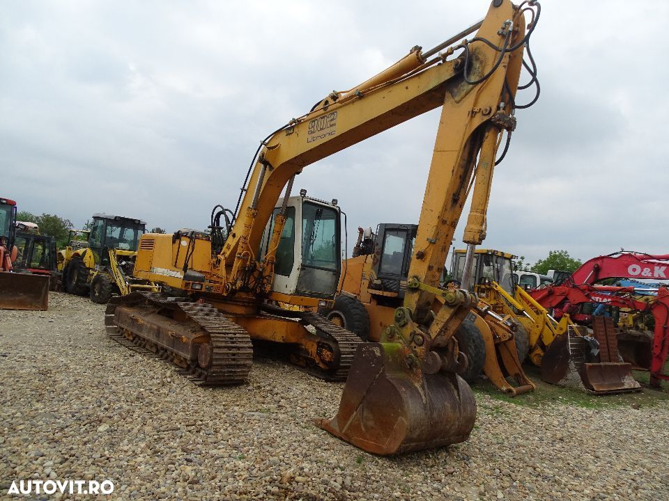 Dezmembrez excavator Liebherr 902 Litronic - 1