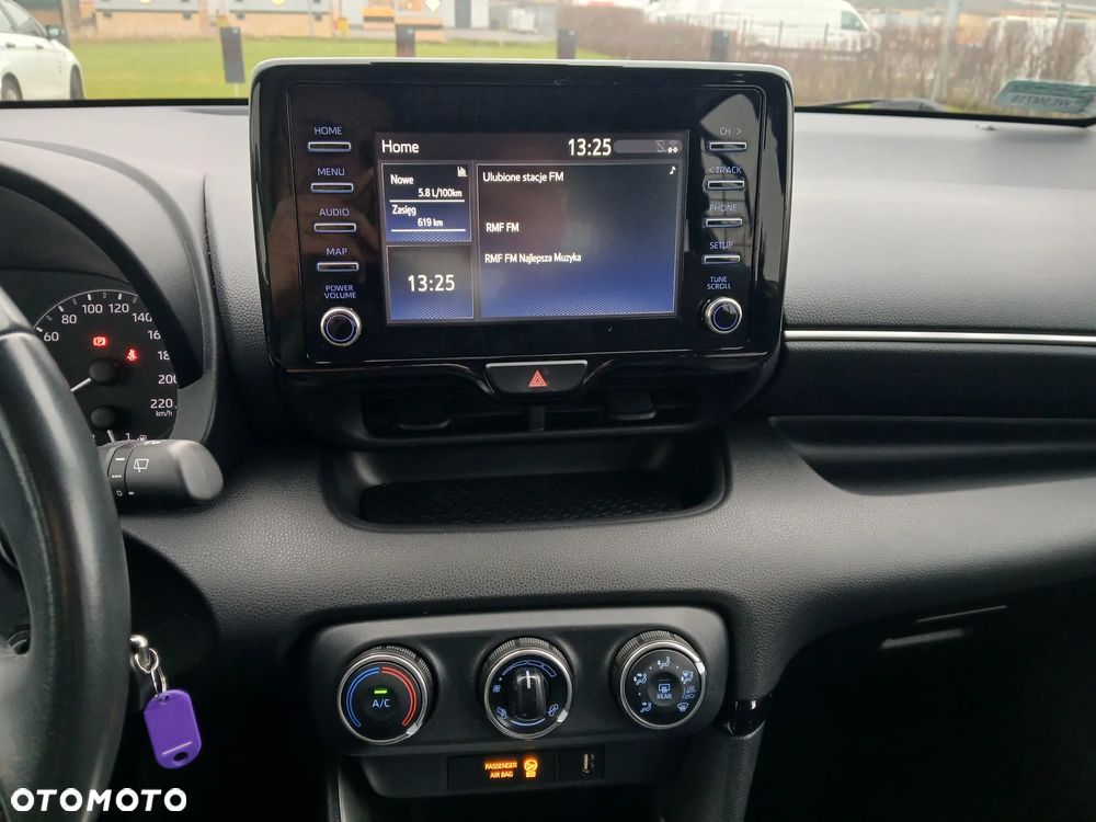 Toyota Yaris 1.5 Comfort - 11