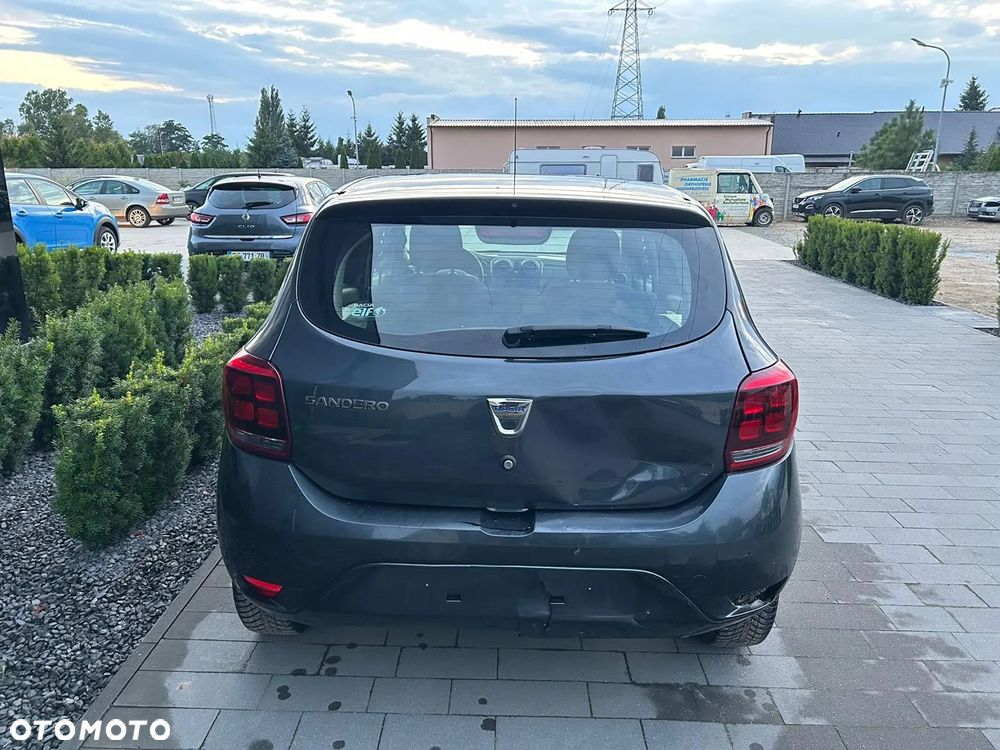 Dacia Sandero - 12
