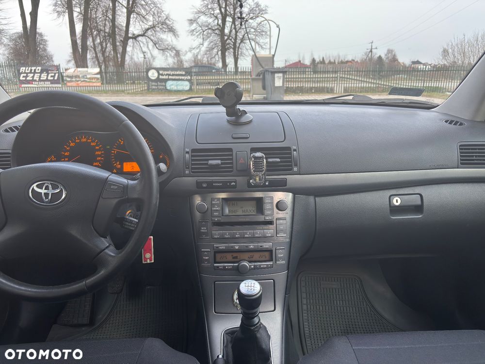 Toyota Avensis 2.0 D-4D Sol - 9