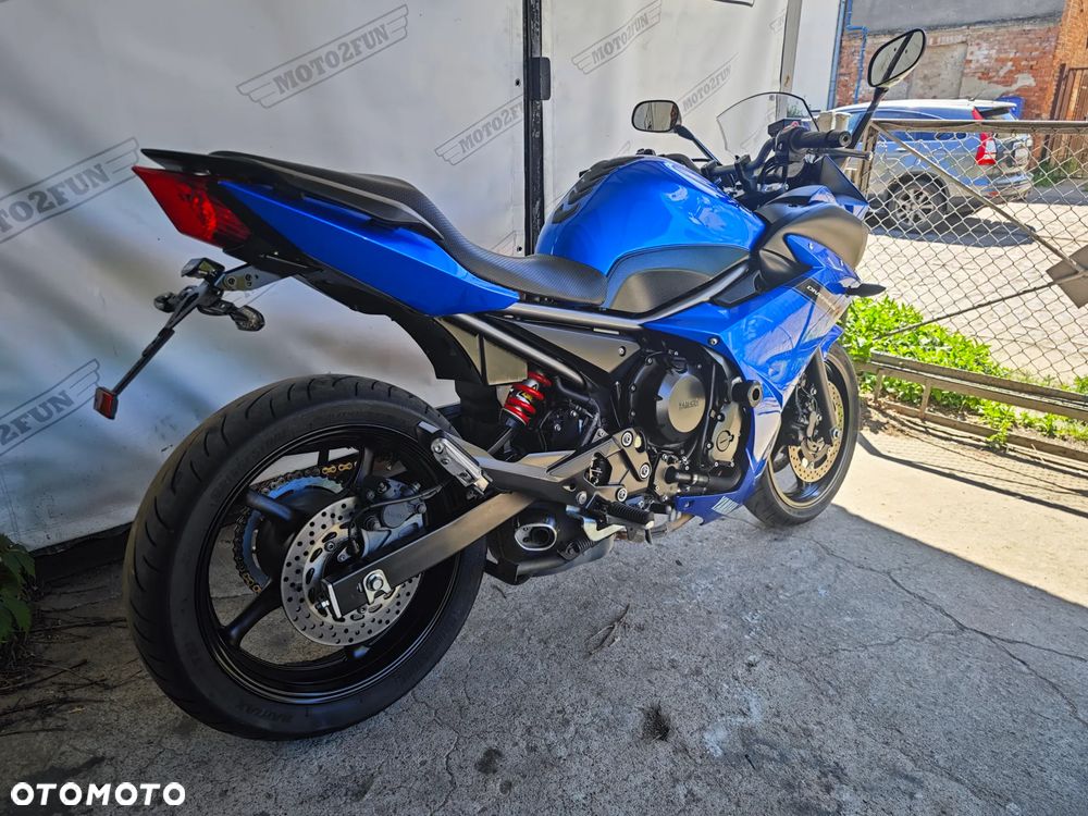 Yamaha XJ - 3