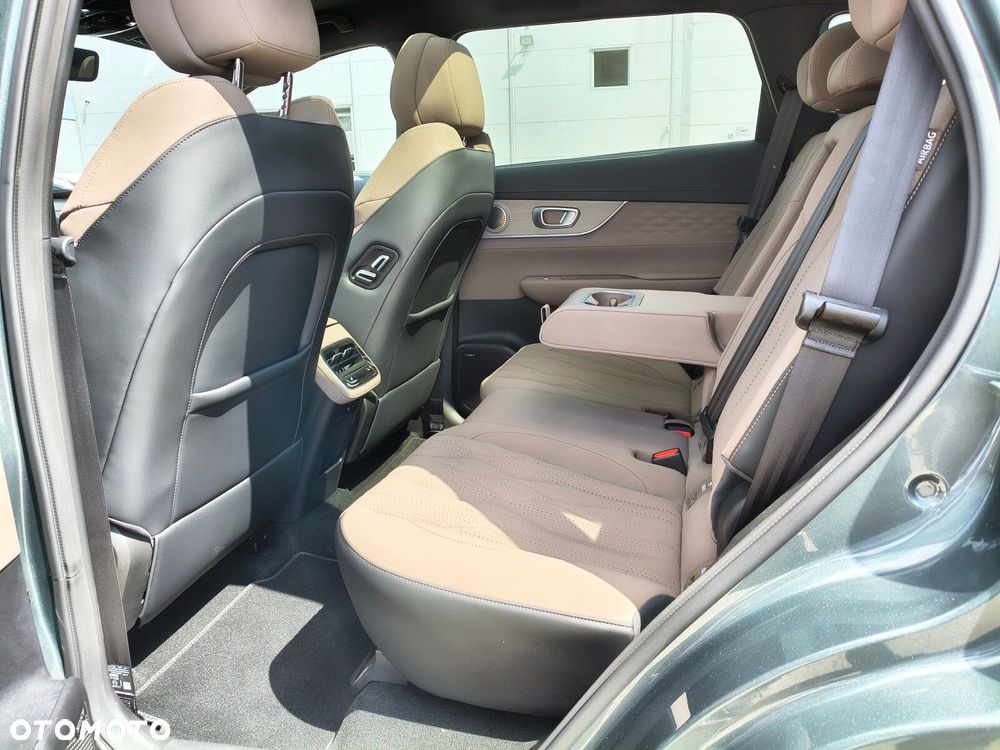 Chery Tiggo 8 1.5 T-GDI Super Hybrid Prestige DCT - 13