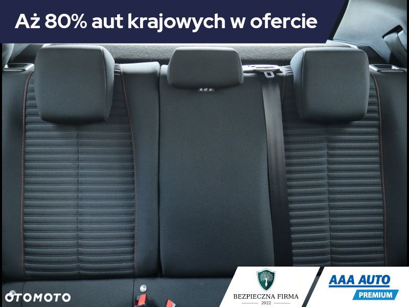 Peugeot 2008 - 11