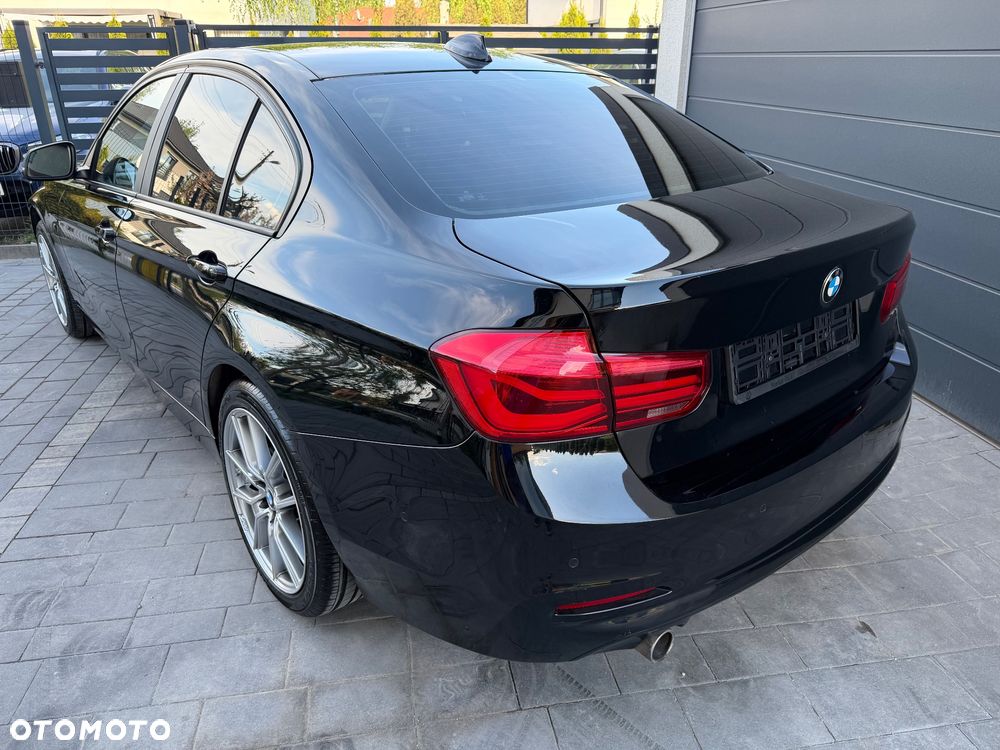 BMW Seria 3 318i GPF Sport Line Shadow - 14