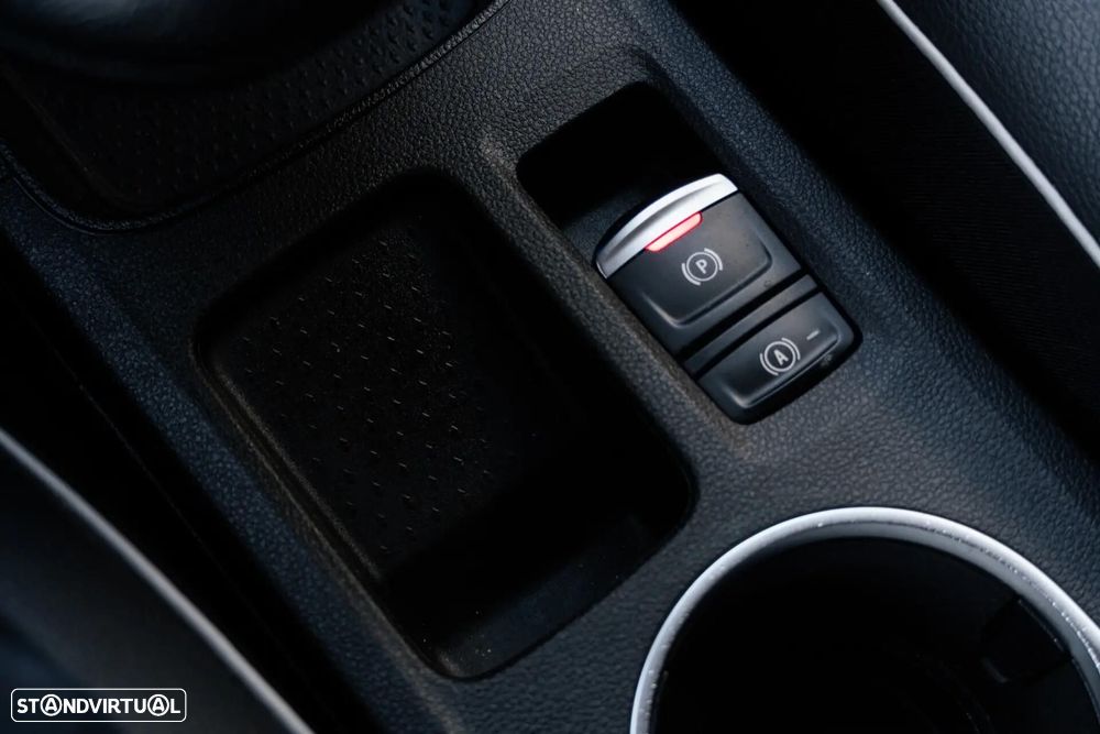Renault Captur 1.8 E-Tech Full Hybrid Techno - 24