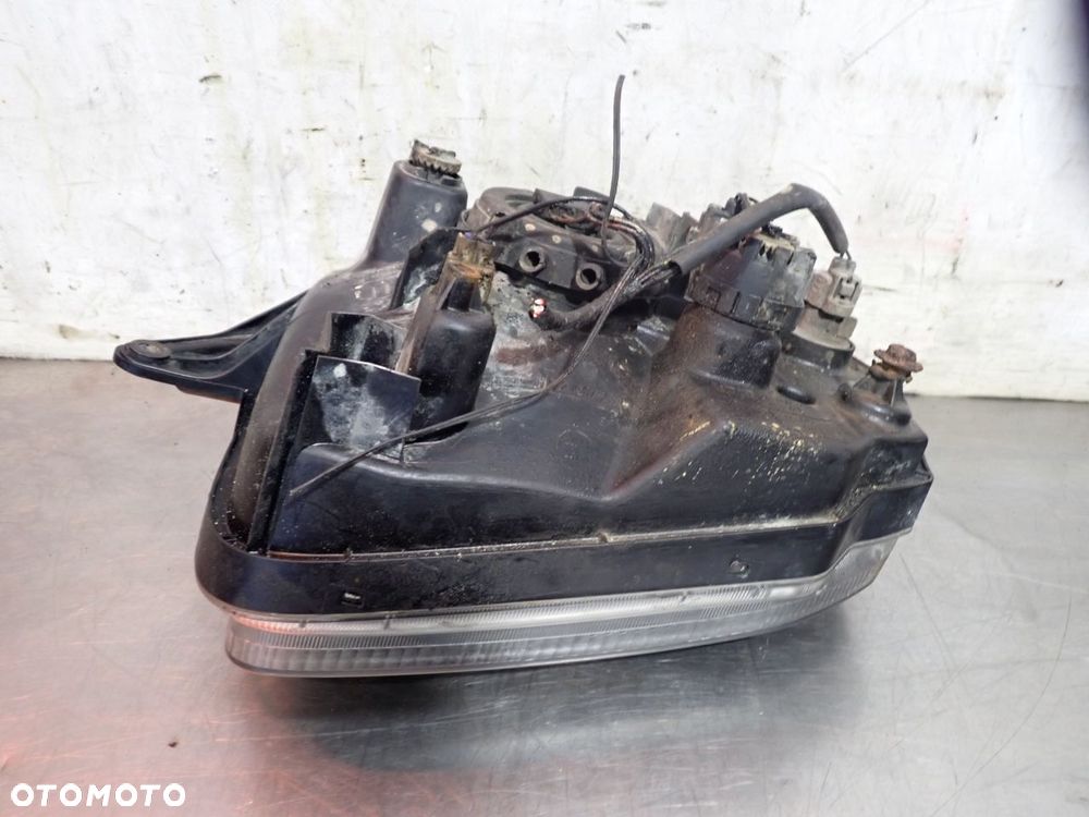 LAMPA PRAWA PRZEDNIA SUZUKI JIMNY III - 8