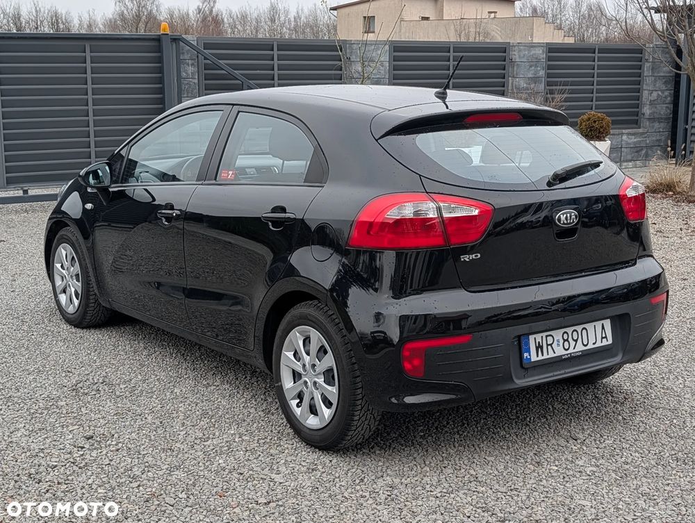 Kia Rio 1.4 M (klm) - 4
